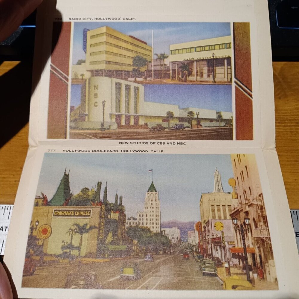 HOLLYWOOD CALIFORNIA SOUVENIR POSTCARD FOLDER 12 COLOR VIEWS 1930s VINTAGE
